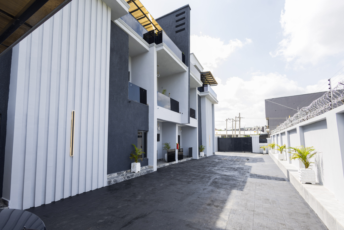 New Jahi Duplex